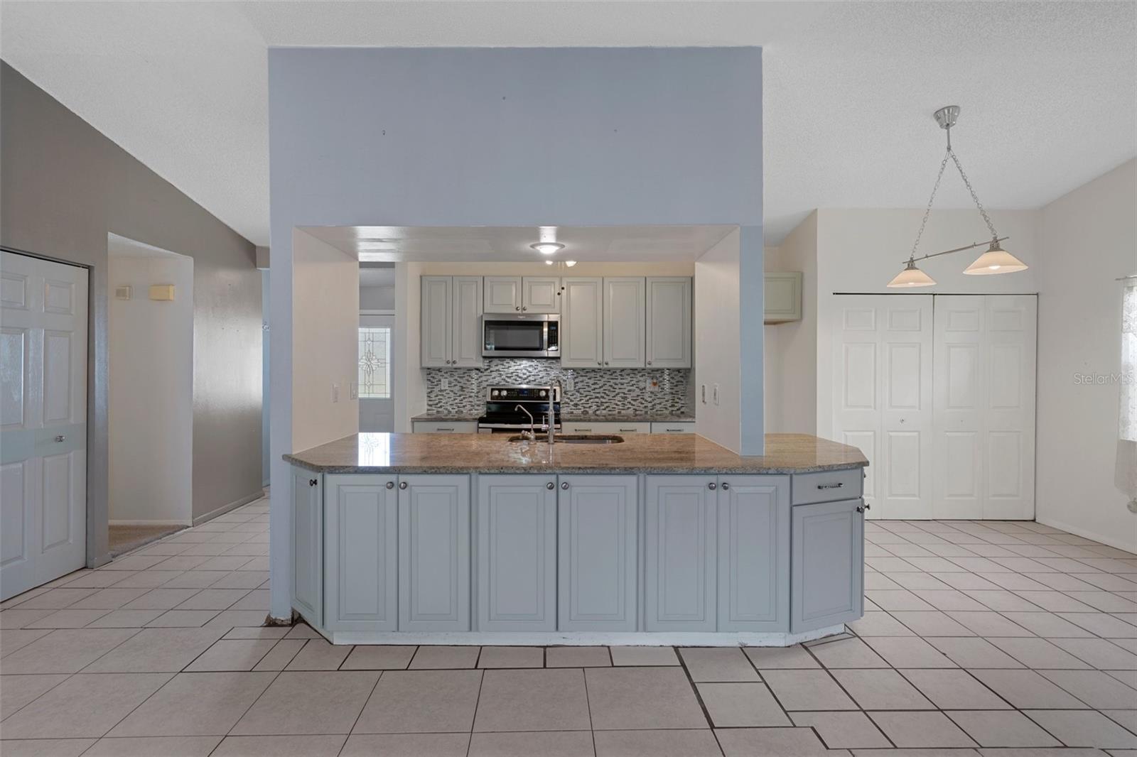 5814 SILVER MOON AVE, TAMPA, FL, 33625