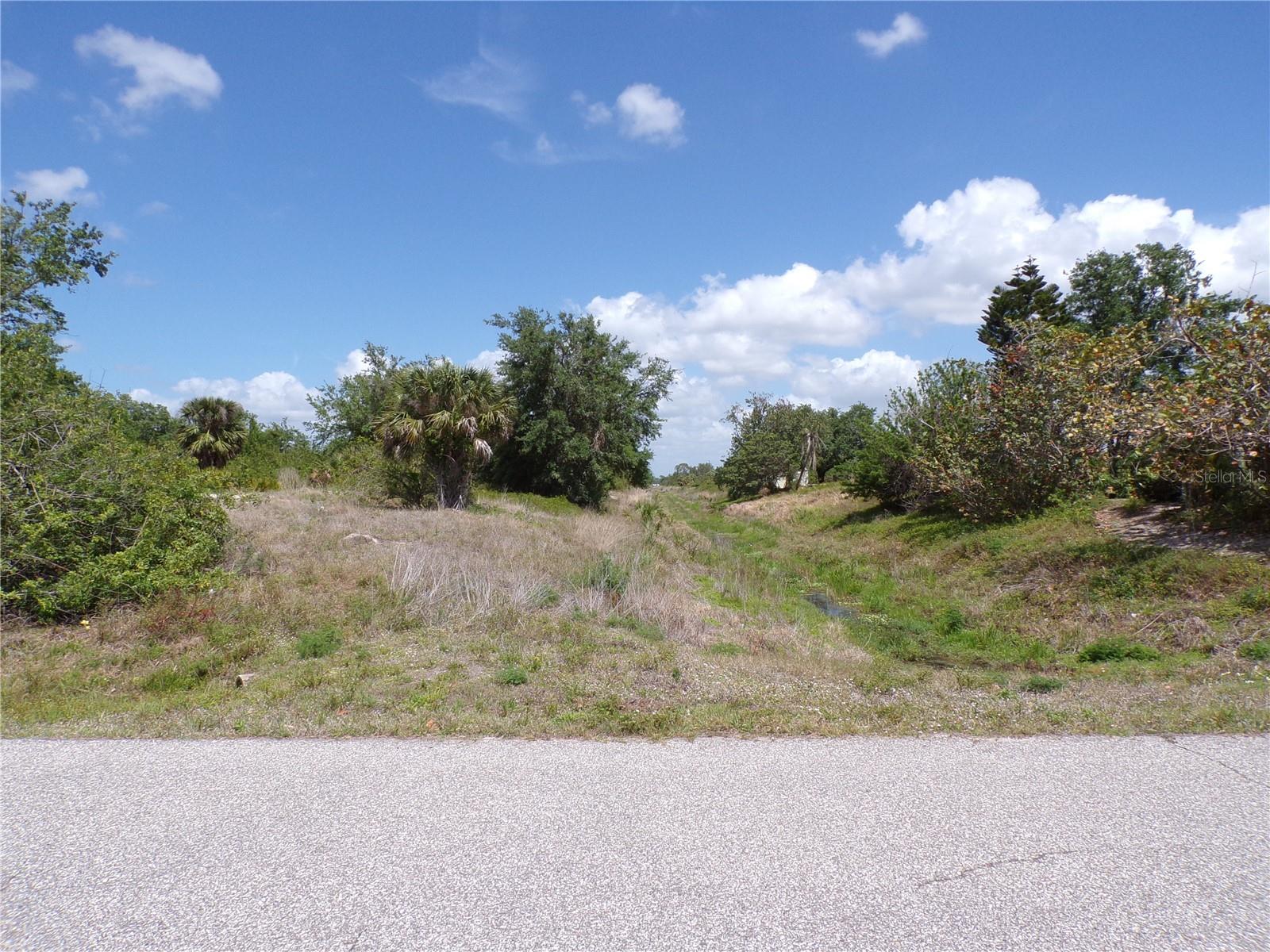 5074 PLATEAU LN, PORT CHARLOTTE, FL, 33981