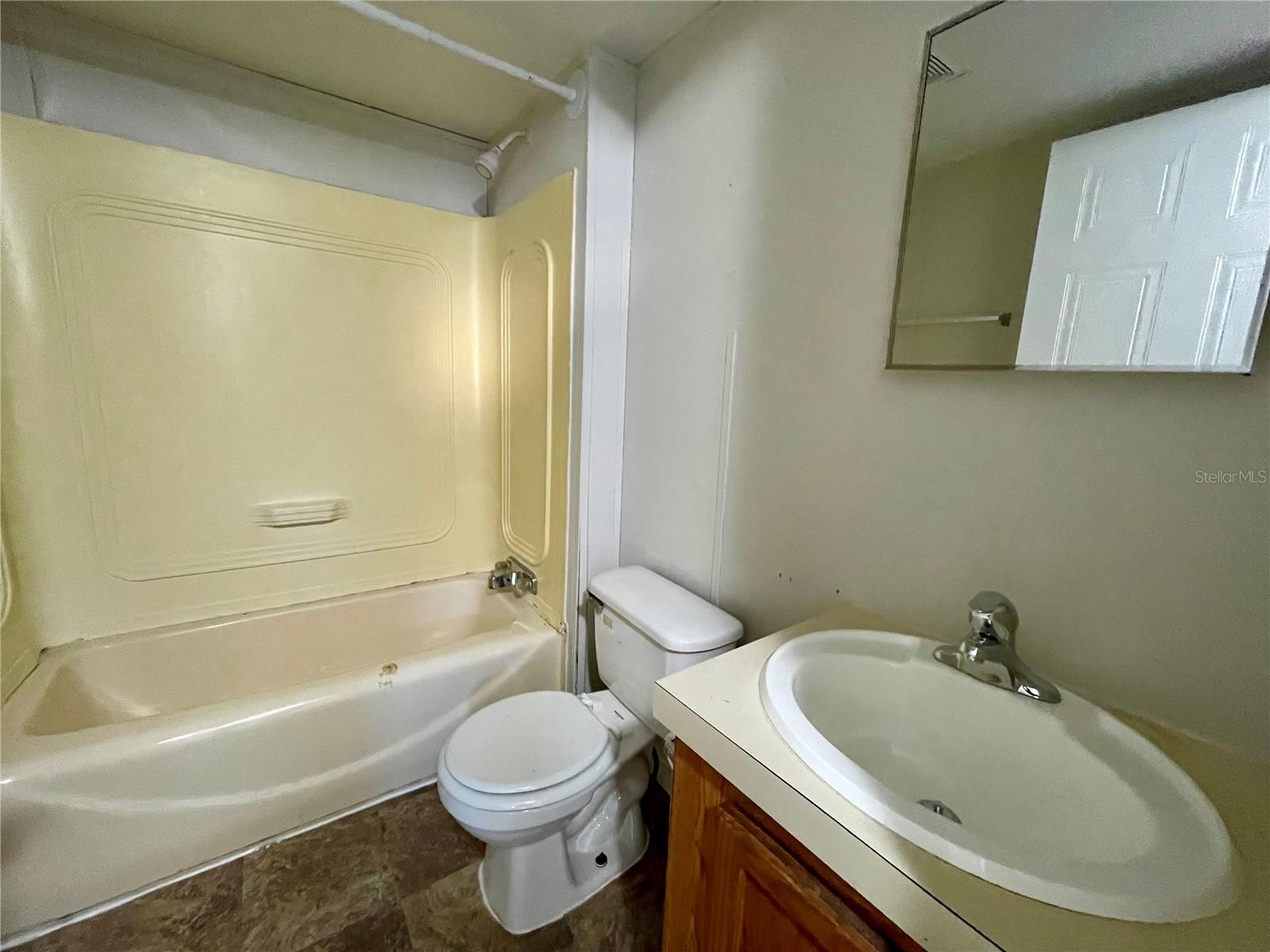 6308 EUGENE ACRES LN, GIBSONTON, FL, 33534