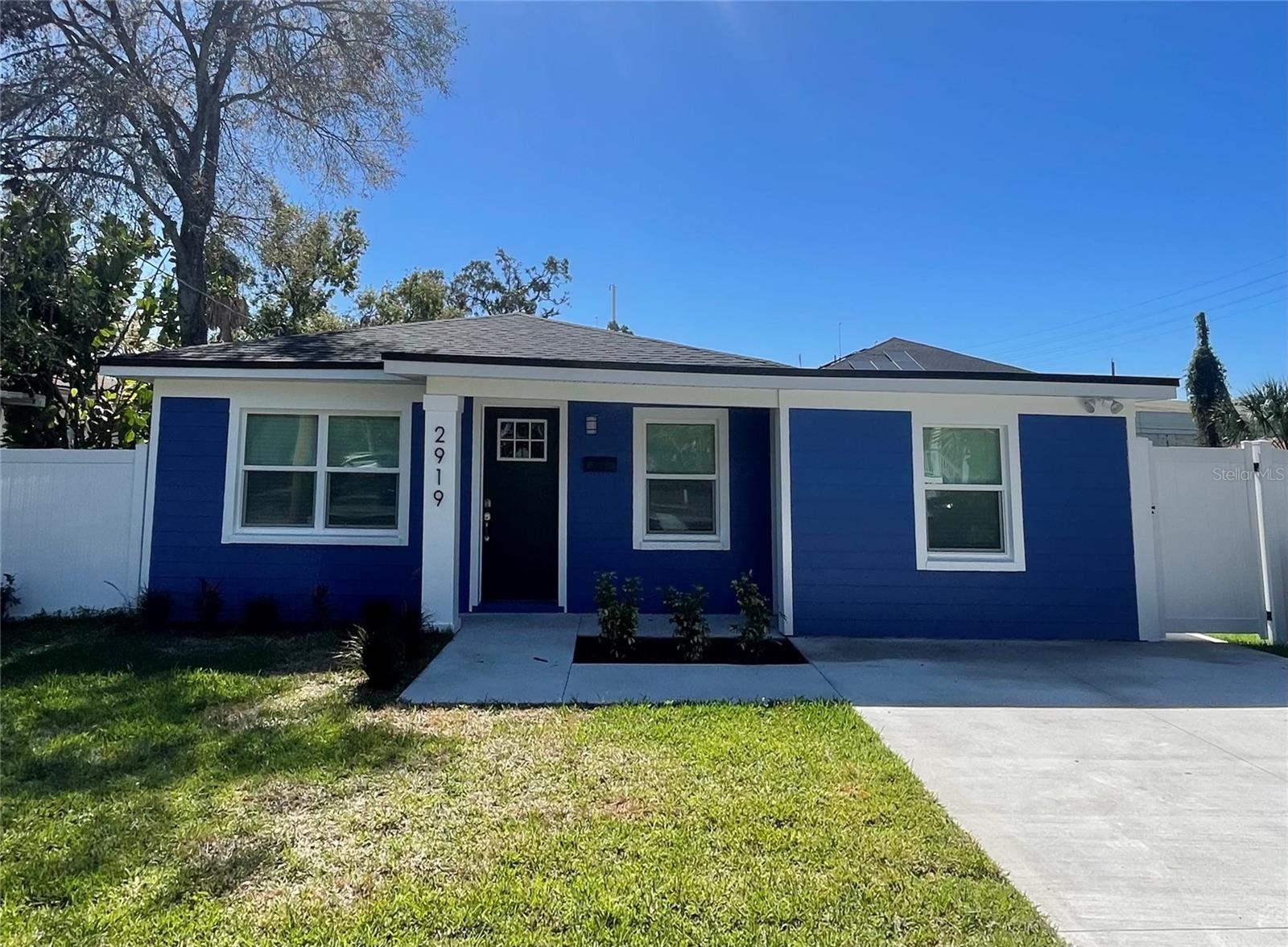 2919 E COLUMBUS DR, TAMPA, FL, 33605