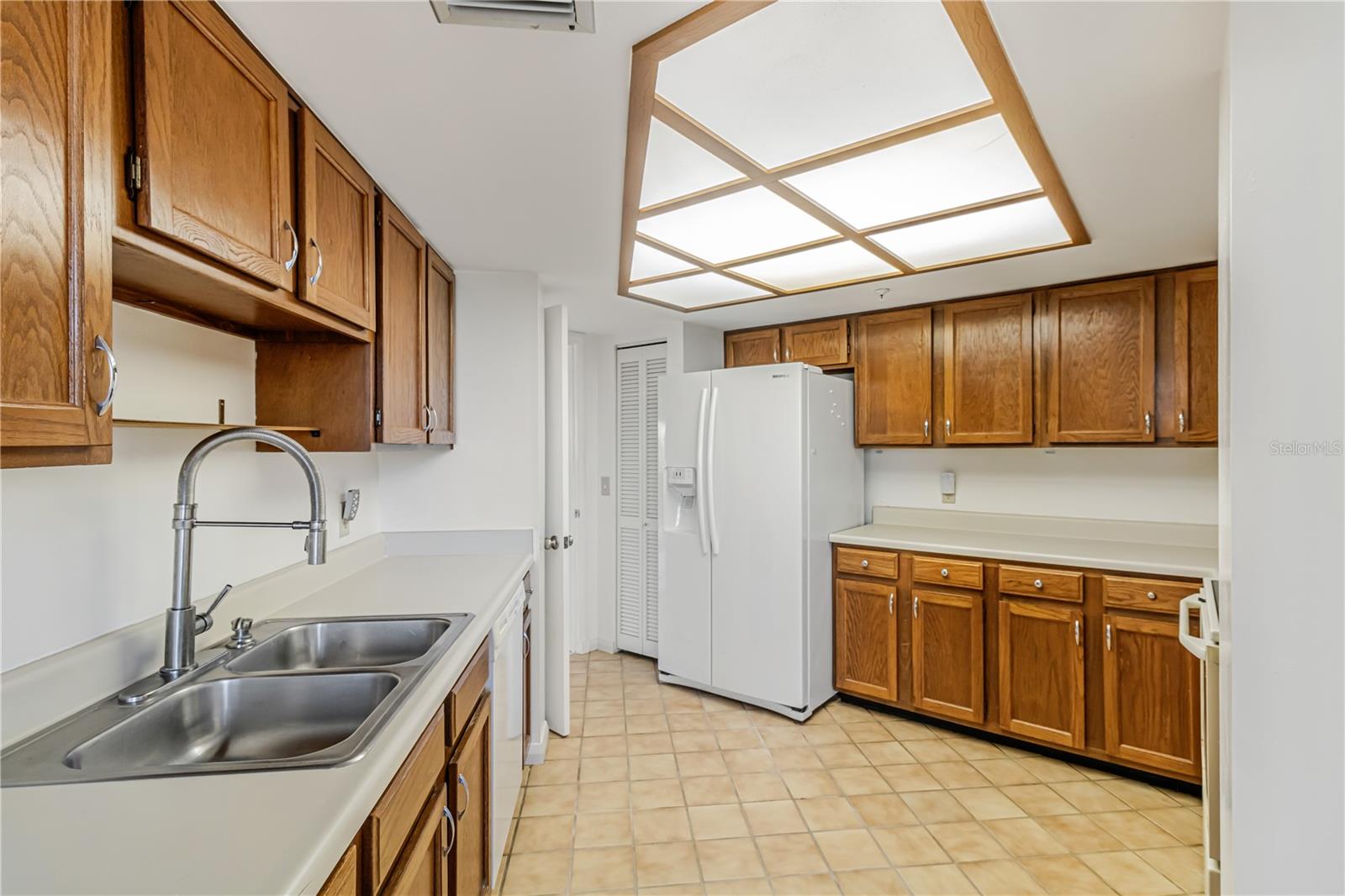 5940 PELICAN BAY PLZ S #504, GULFPORT, FL, 33707