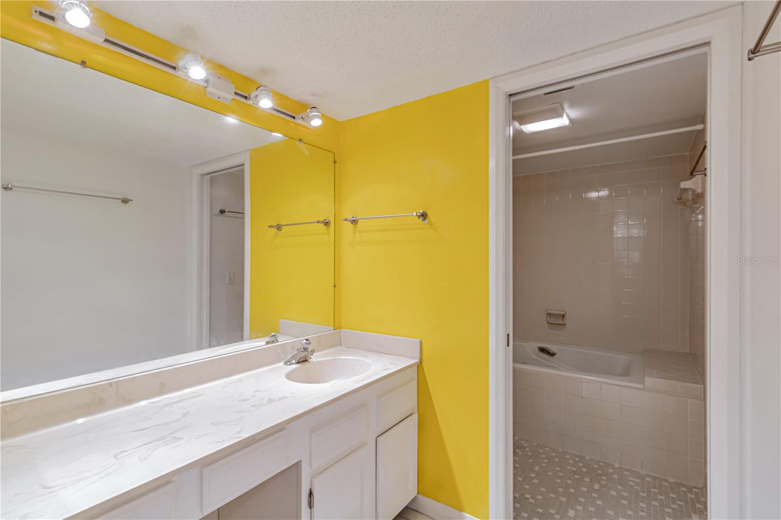 5940 PELICAN BAY PLZ S #504, GULFPORT, FL, 33707