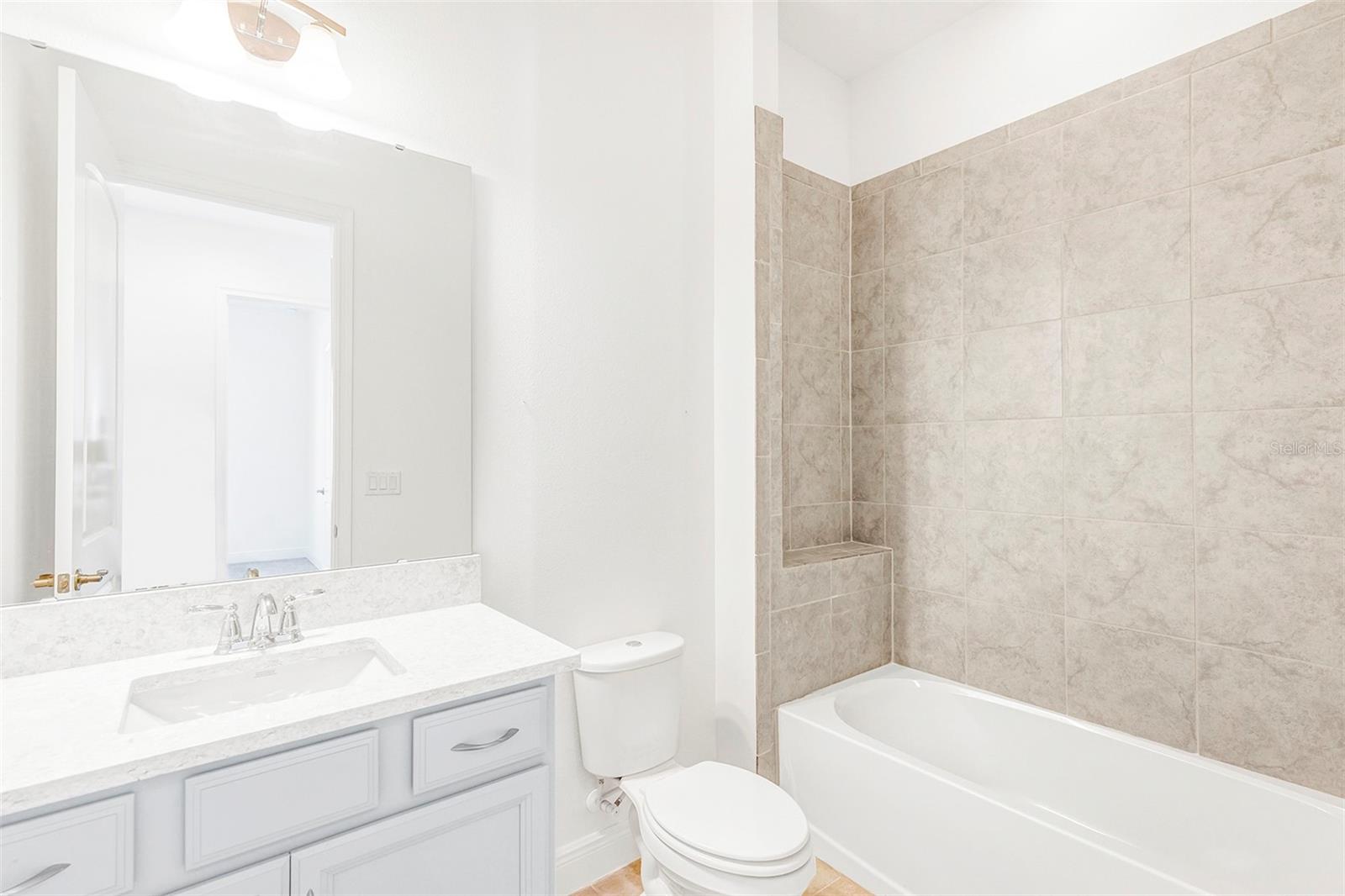 2462 MODEL LN, ST CLOUD, FL, 34772