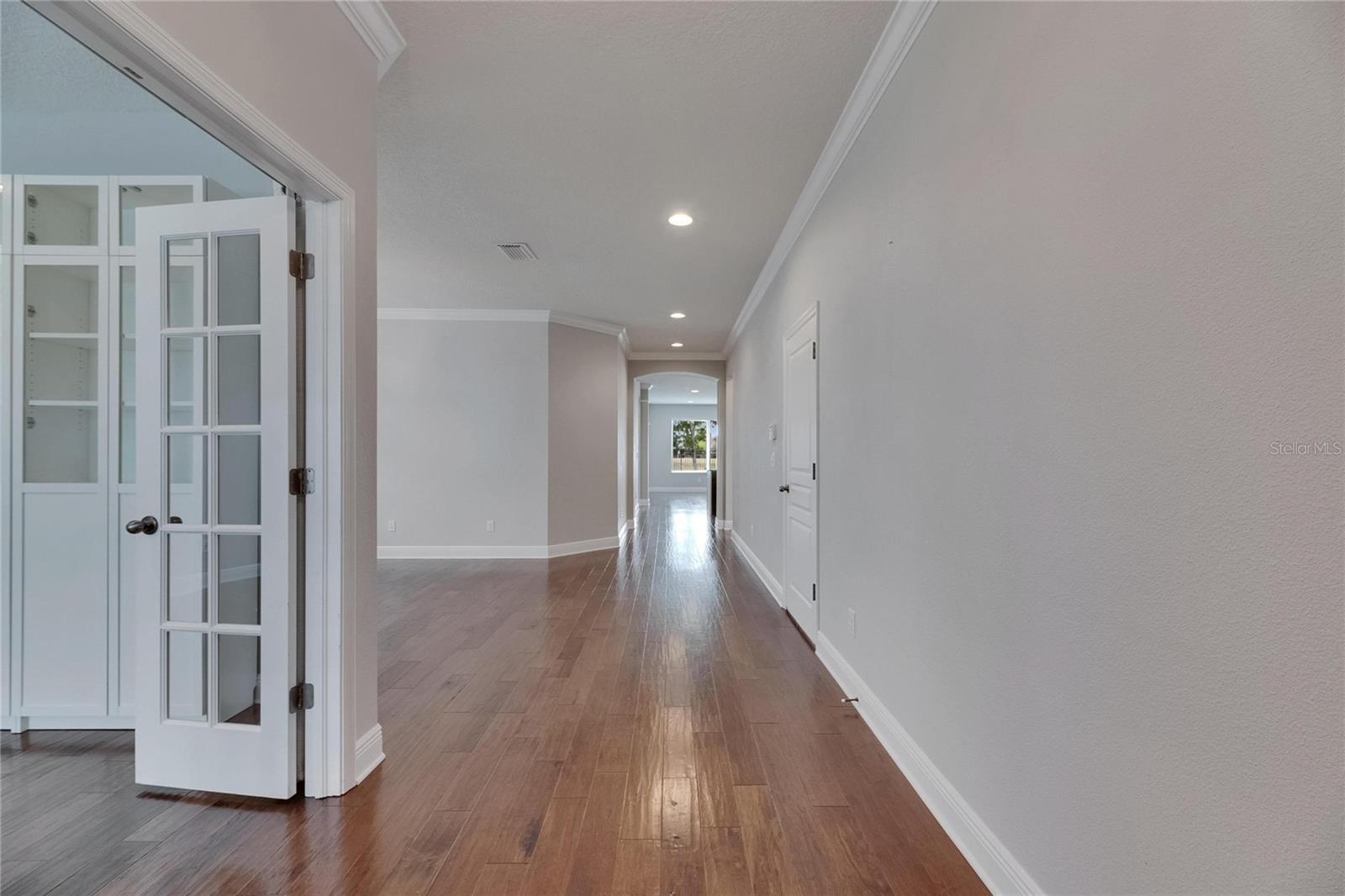 6611 CURRENT DR, APOLLO BEACH, FL, 33572