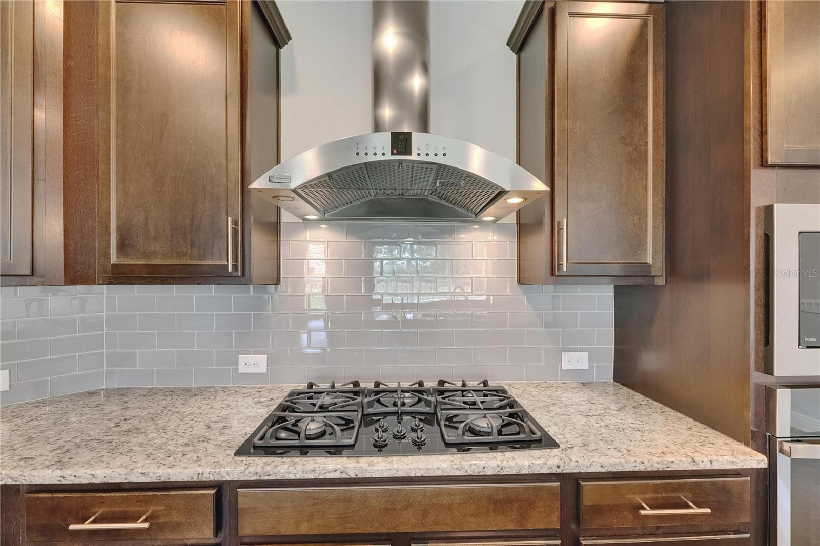 6611 CURRENT DR, APOLLO BEACH, FL, 33572