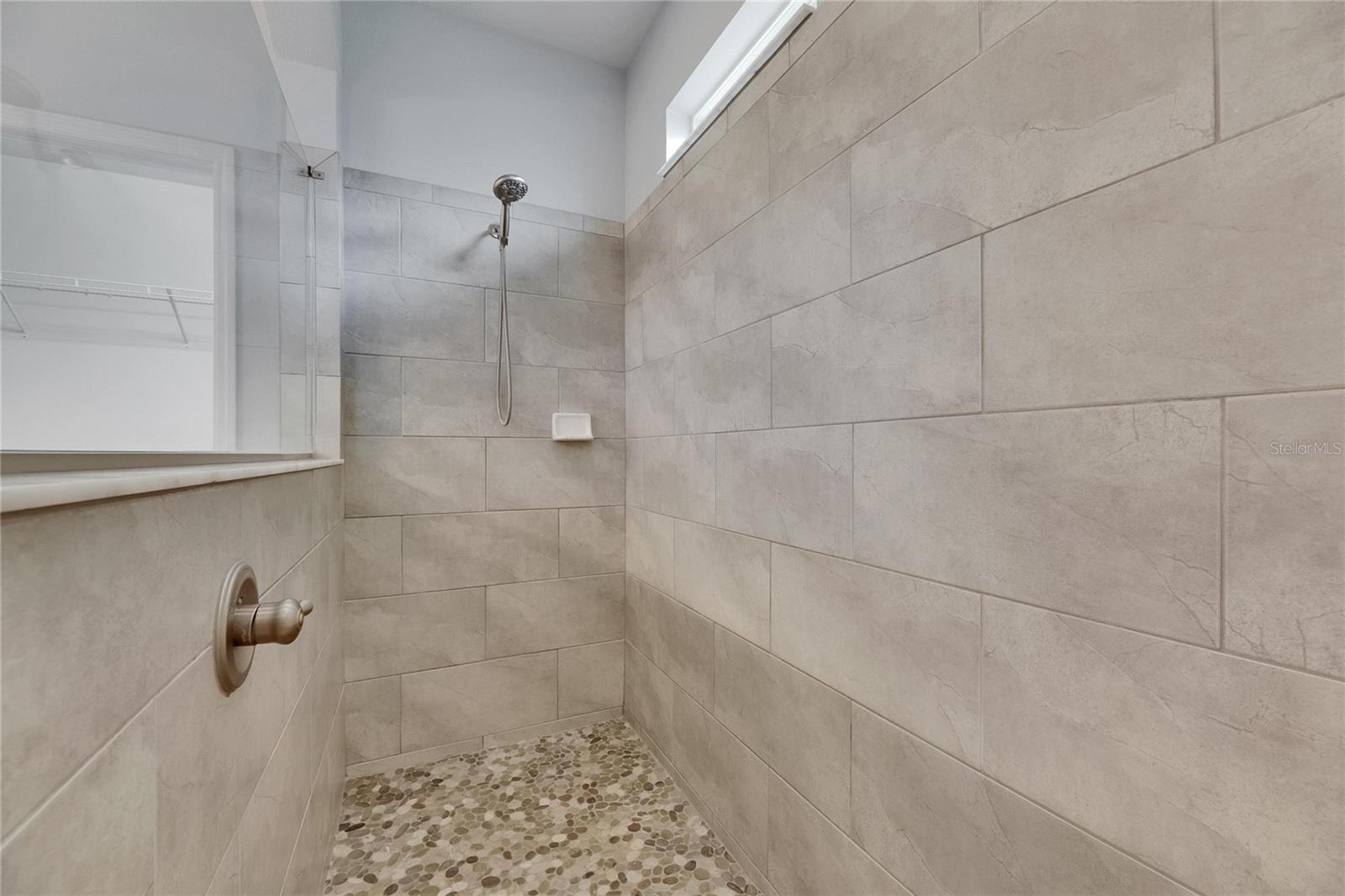 6611 CURRENT DR, APOLLO BEACH, FL, 33572