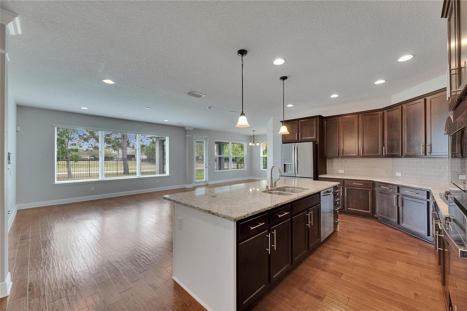 6611 CURRENT DR, APOLLO BEACH, FL, 33572