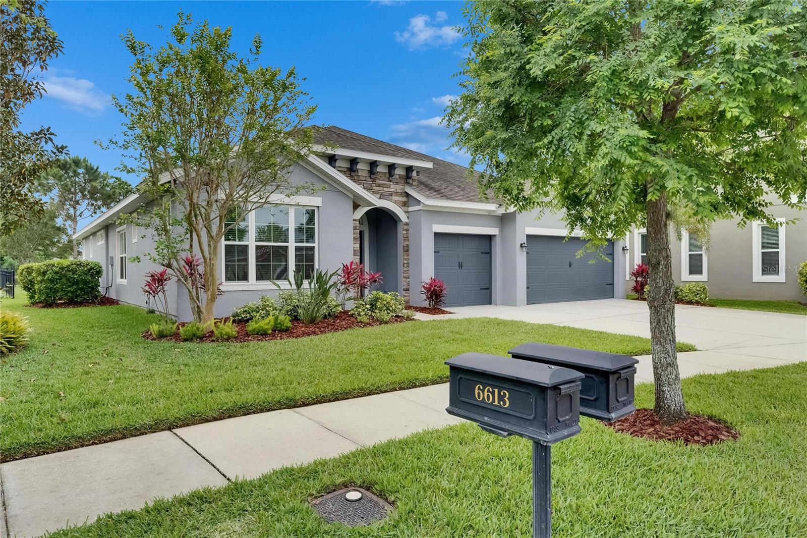 6611 CURRENT DR, APOLLO BEACH, FL, 33572