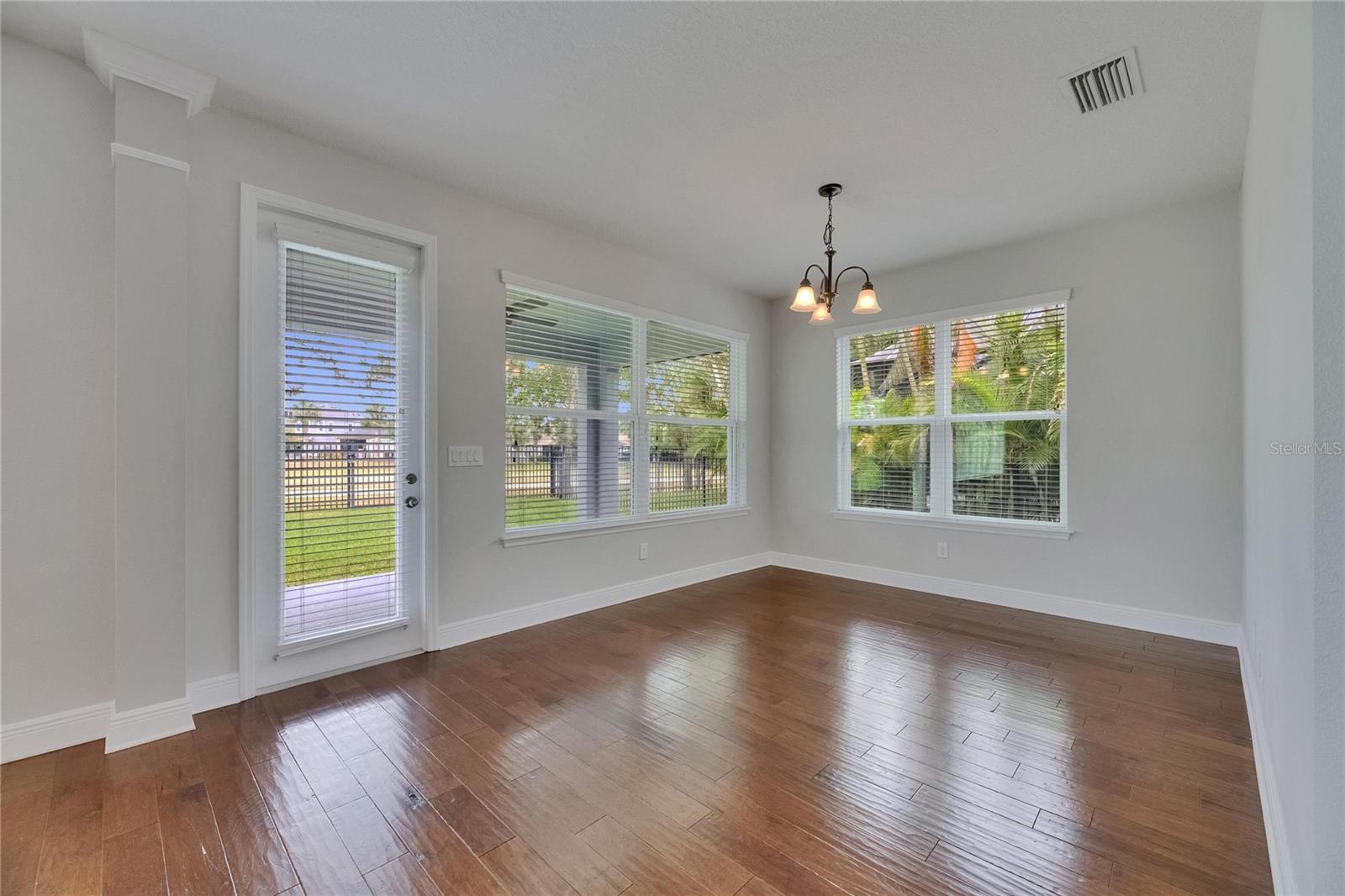 6611 CURRENT DR, APOLLO BEACH, FL, 33572