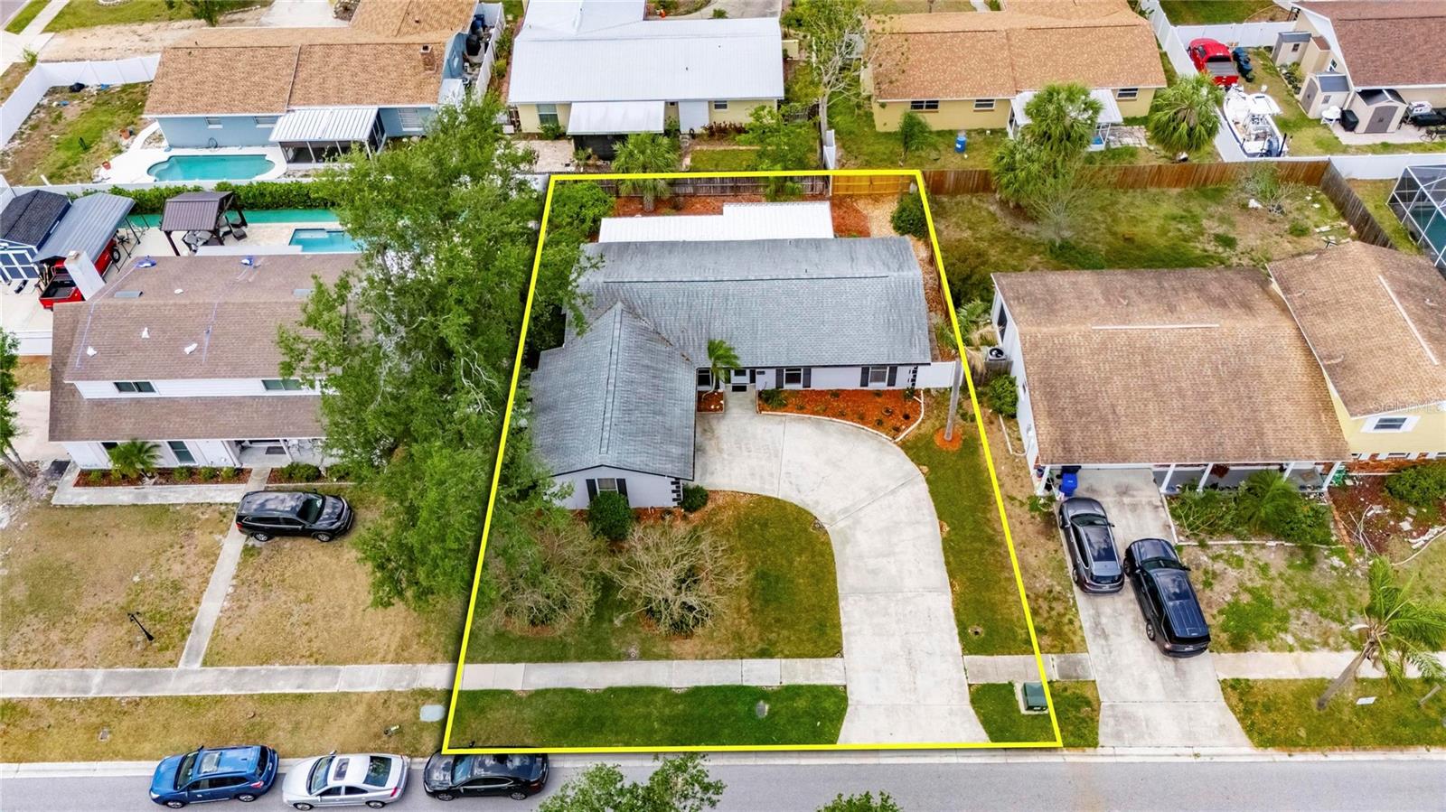 4704 TRAVERTINE DR, TAMPA, FL, 33615