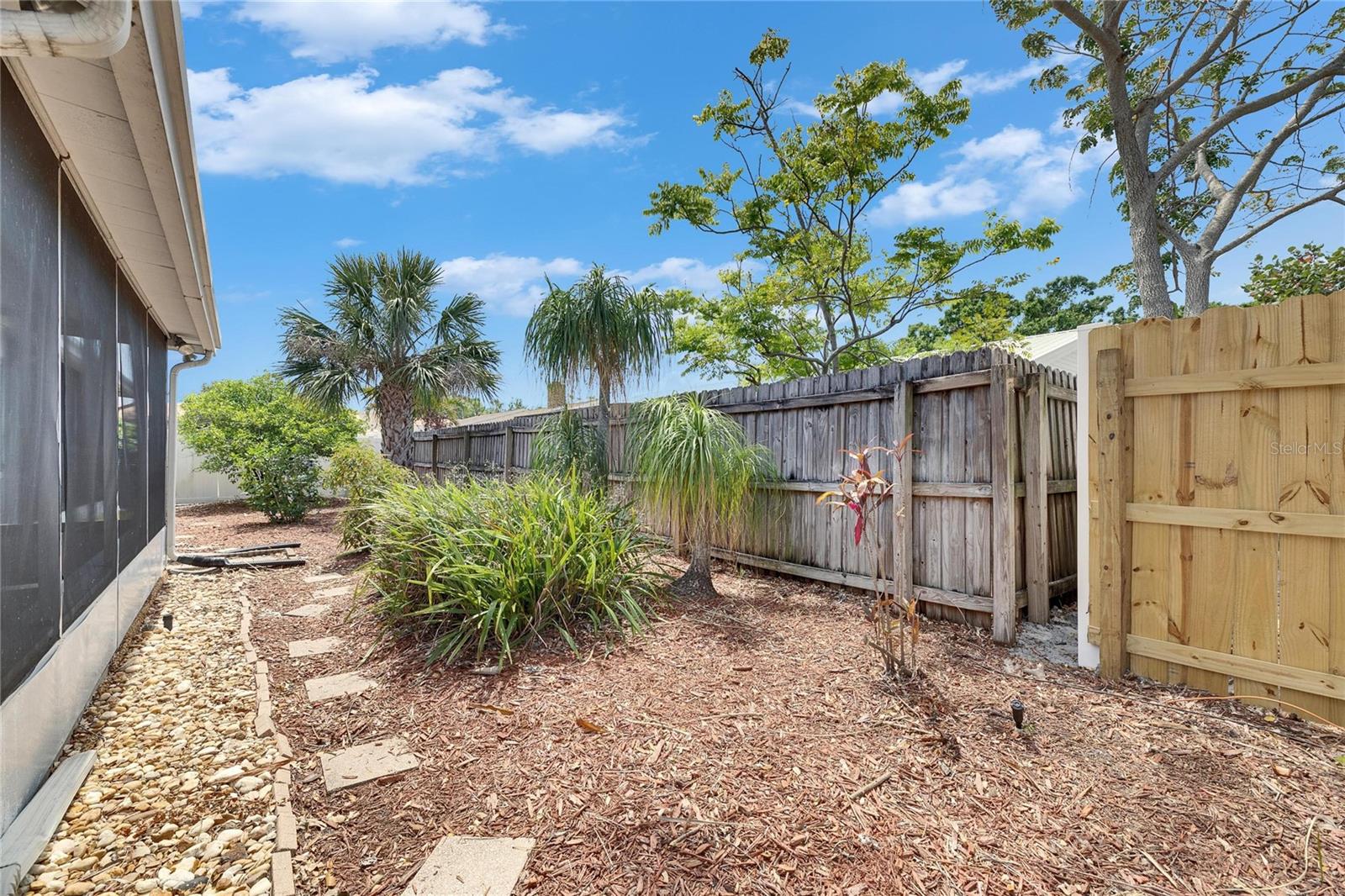 4704 TRAVERTINE DR, TAMPA, FL, 33615