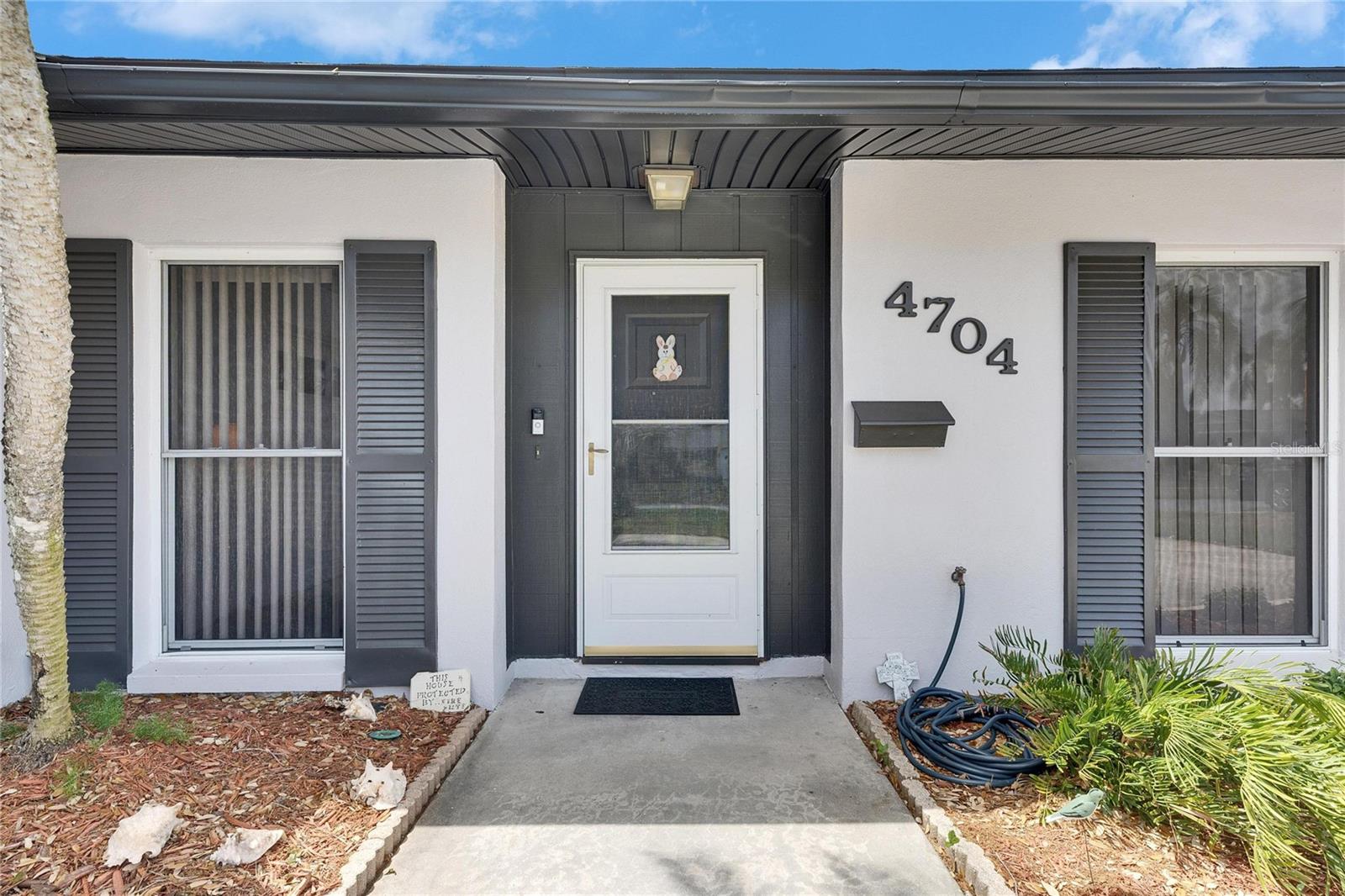 4704 TRAVERTINE DR, TAMPA, FL, 33615