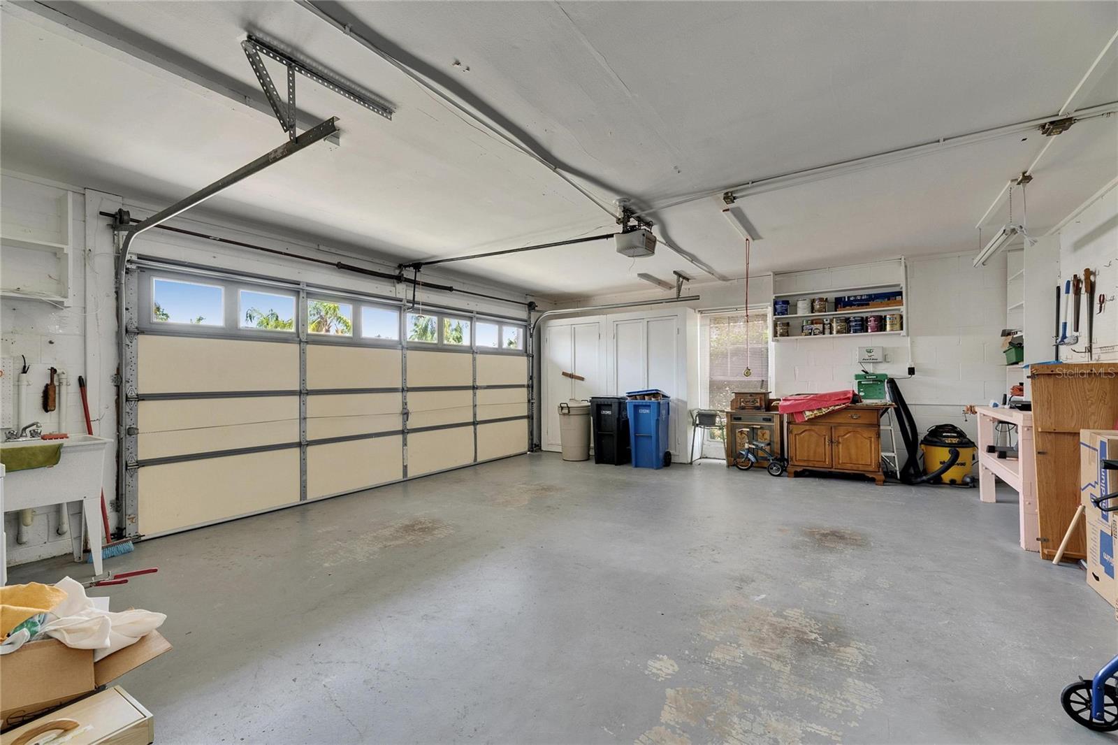 4704 TRAVERTINE DR, TAMPA, FL, 33615