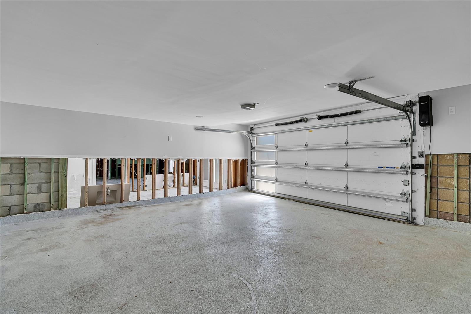 25 DOLPHIN DR, TREASURE ISLAND, FL, 33706