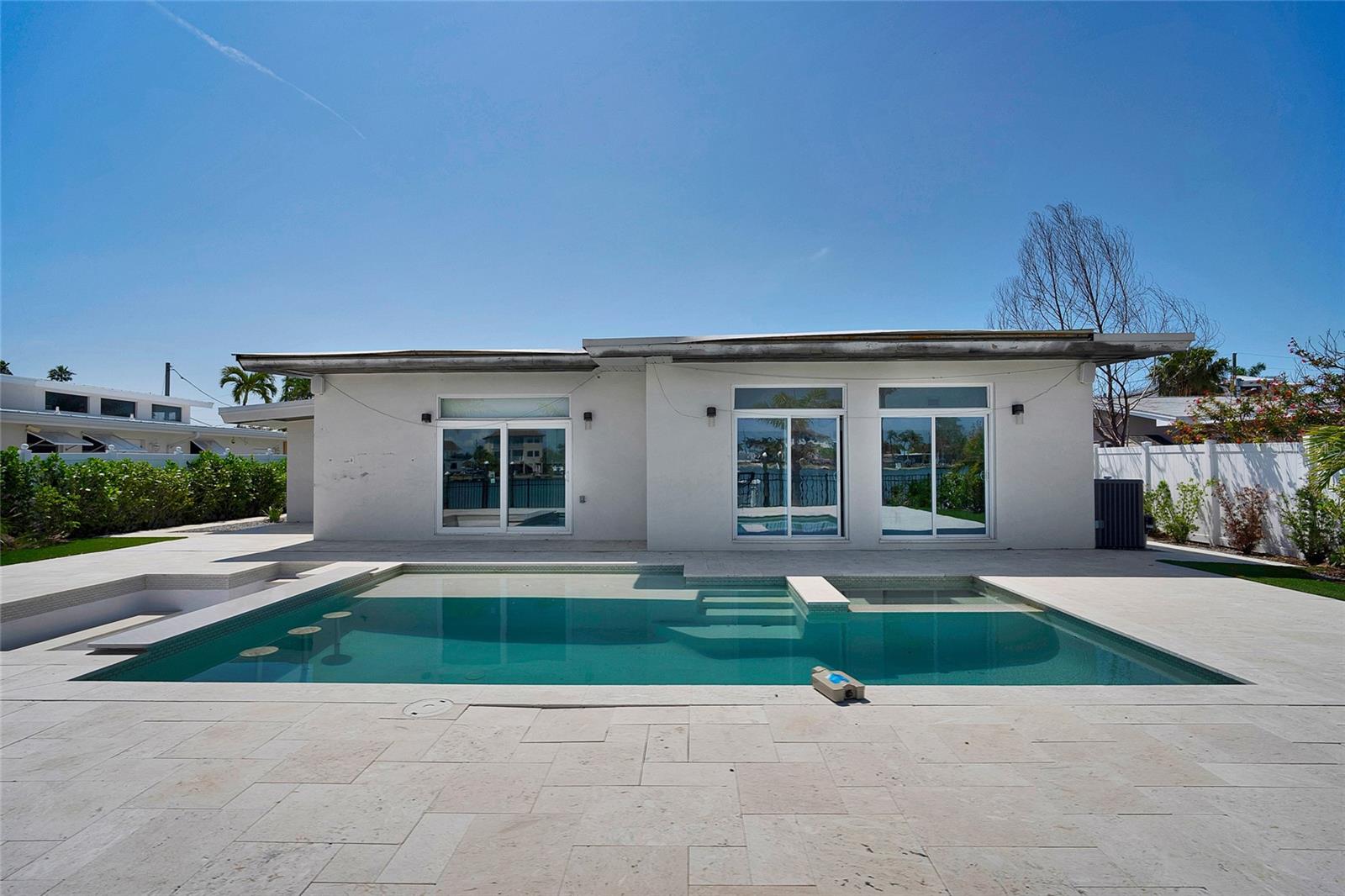 25 DOLPHIN DR, TREASURE ISLAND, FL, 33706