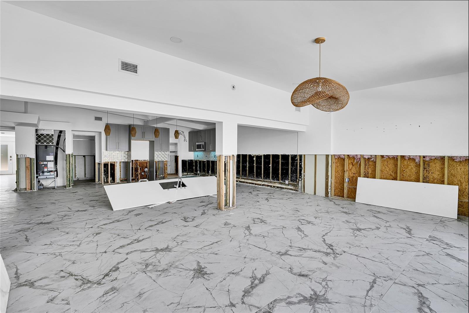 25 DOLPHIN DR, TREASURE ISLAND, FL, 33706