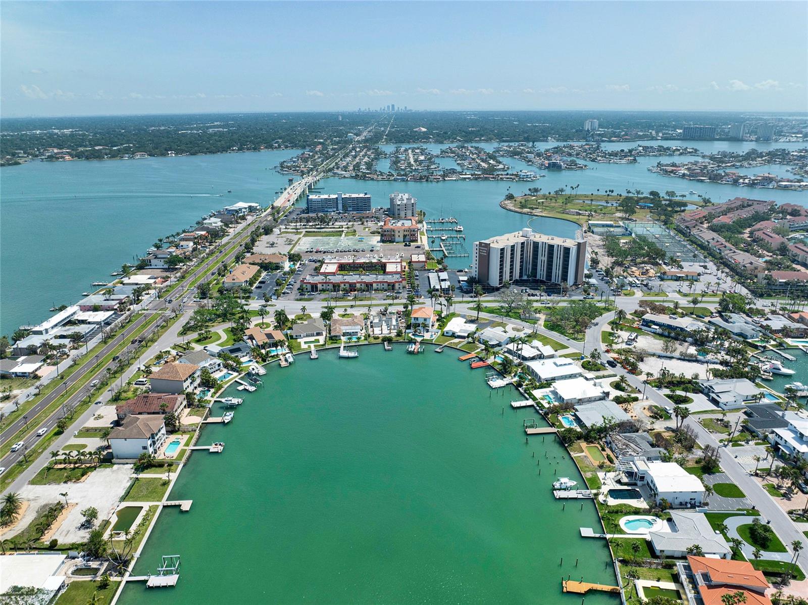 25 DOLPHIN DR, TREASURE ISLAND, FL, 33706