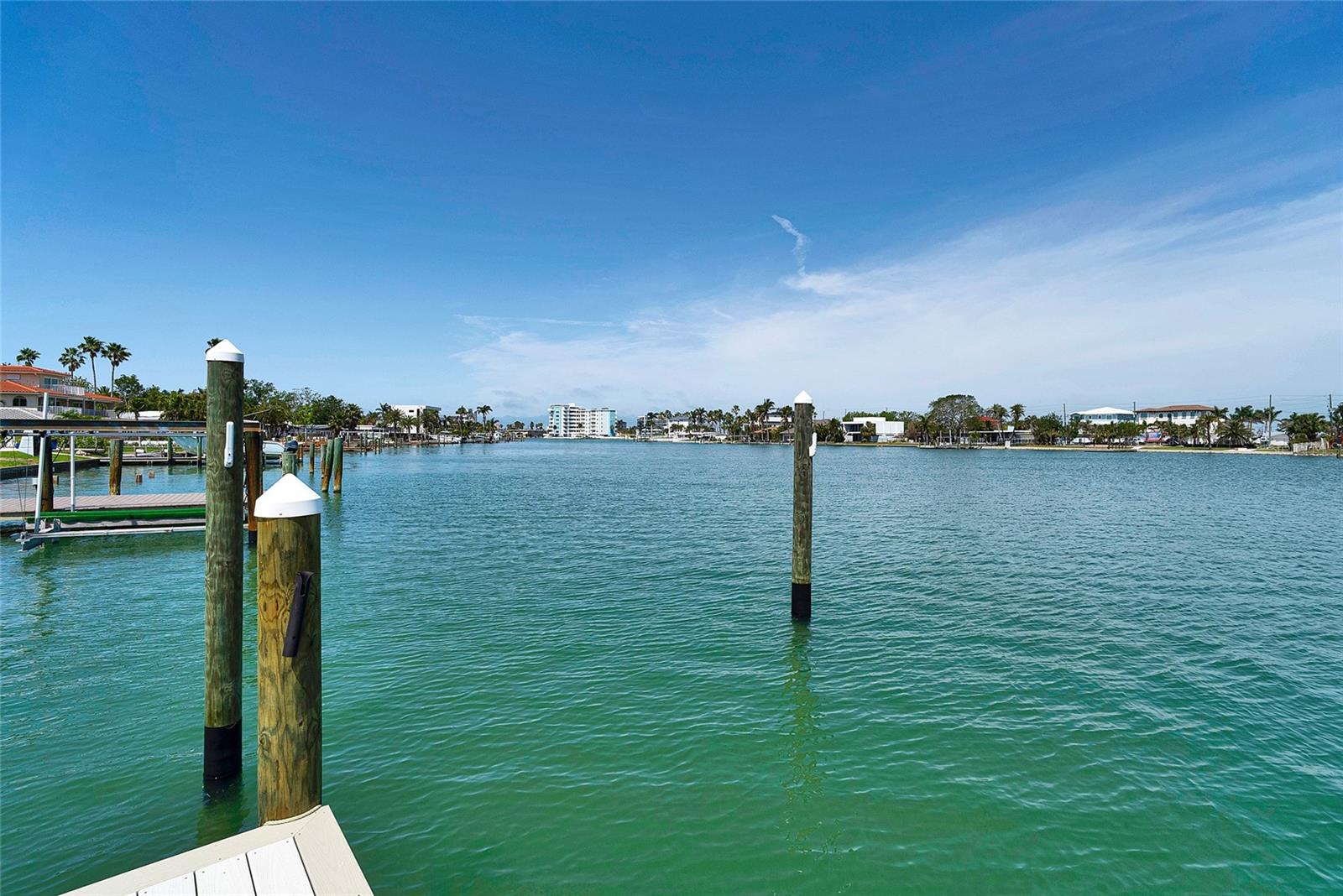 25 DOLPHIN DR, TREASURE ISLAND, FL, 33706