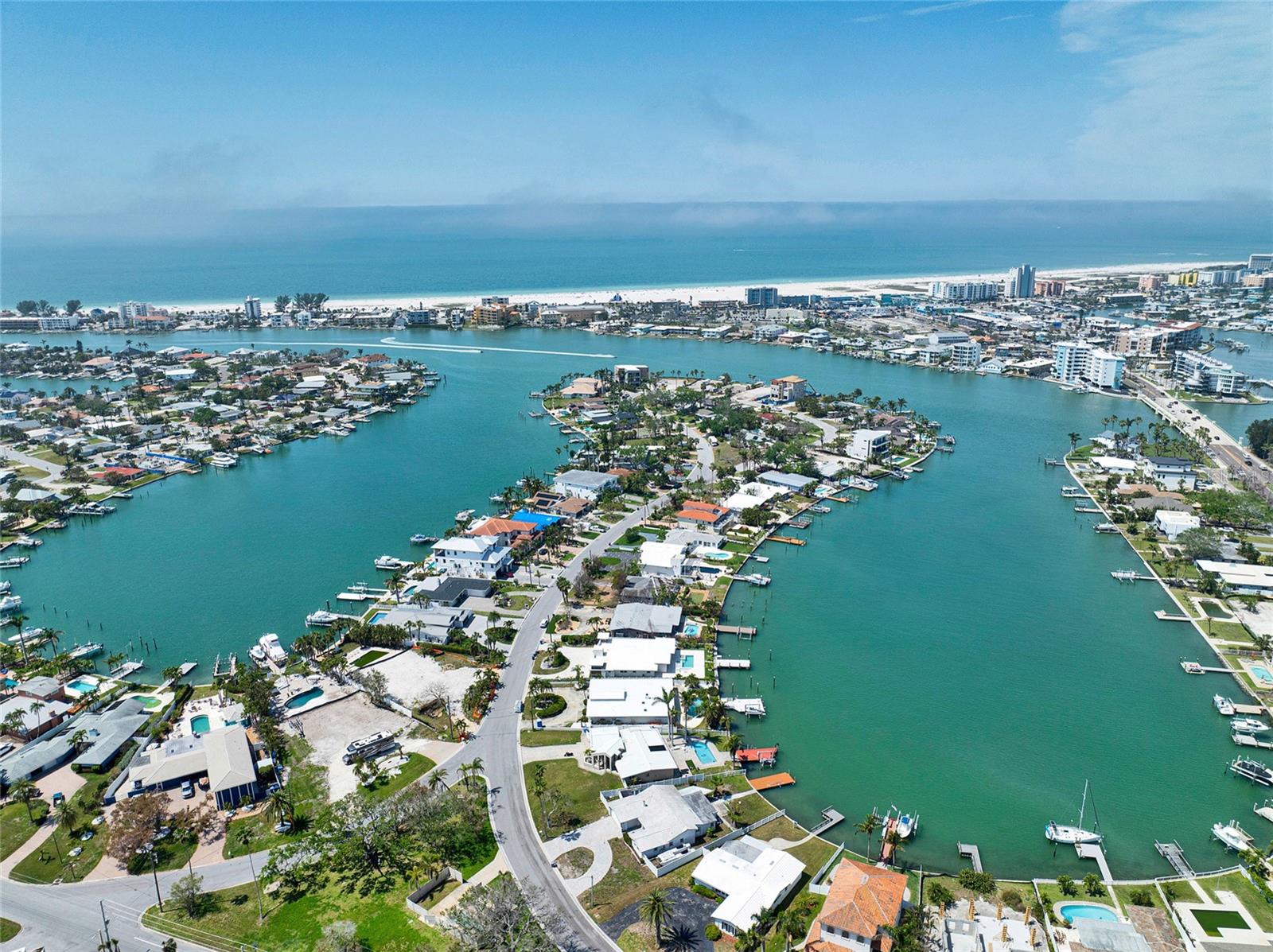 25 DOLPHIN DR, TREASURE ISLAND, FL, 33706