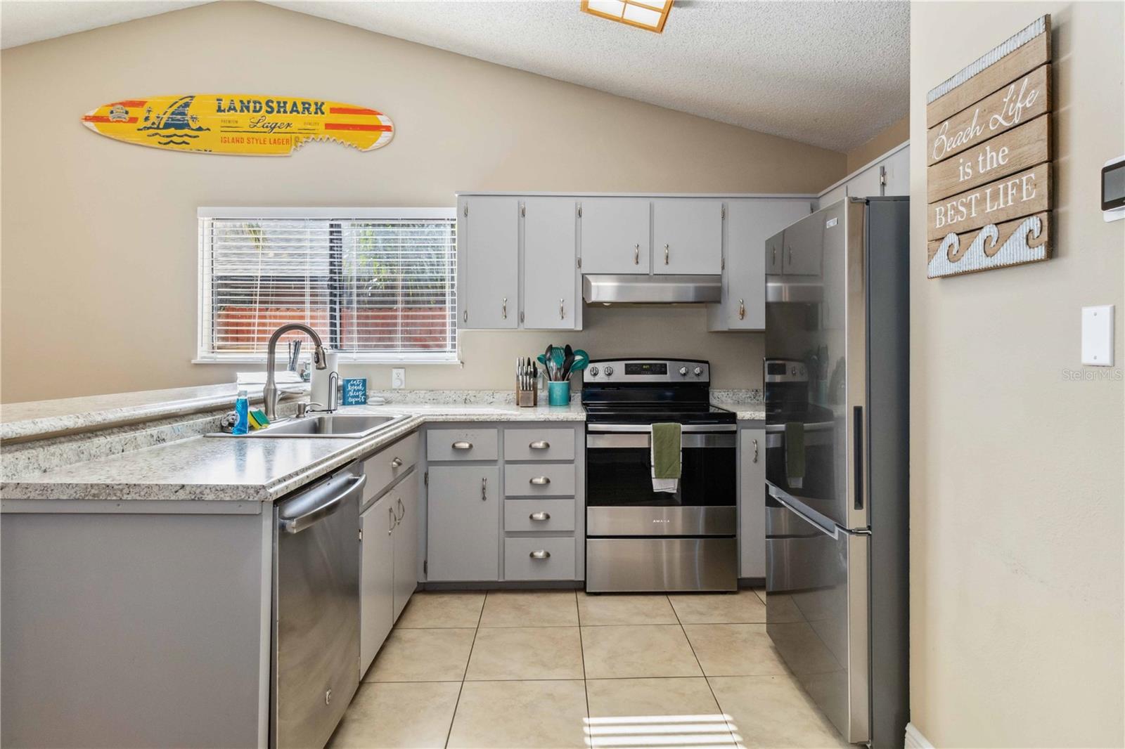 7209 ORANGE AVE, CAPE CANAVERAL, FL, 32920