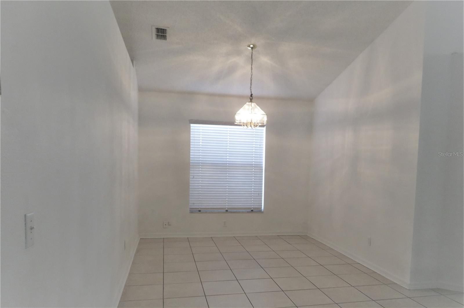 8613 FAWN CREEK DR, TAMPA, FL, 33626