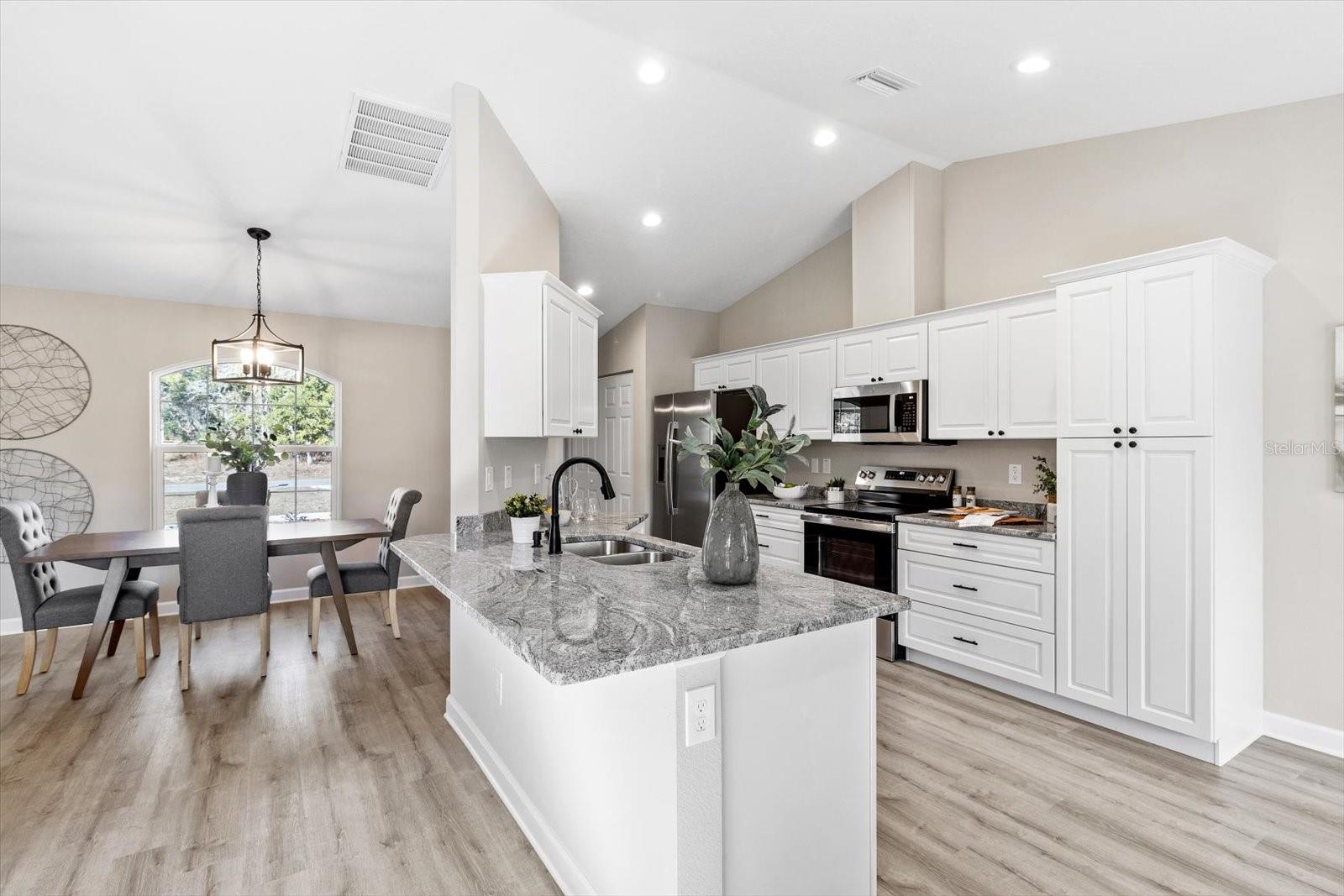 3000 W HIGGINS PL, DUNNELLON, FL, 34433