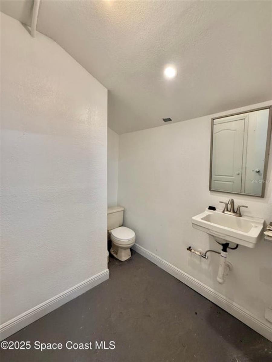 90 MAIDEN LN, TITUSVILLE, FL, 32796