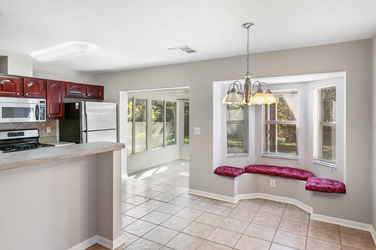 6134 SKYLARKCREST DR, LITHIA, FL, 33547