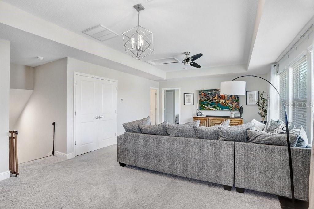 10703 MORNING DEW WAY, TAMPA, FL, 33647