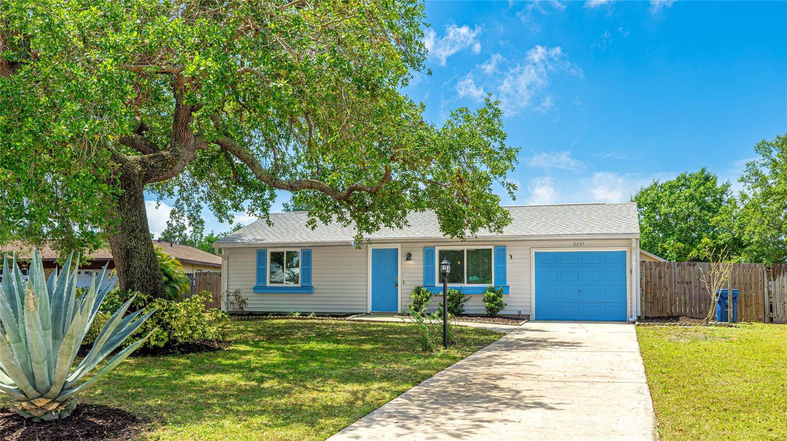 2237 LOCKWOOD MEADOWS CIR, SARASOTA, FL, 34234