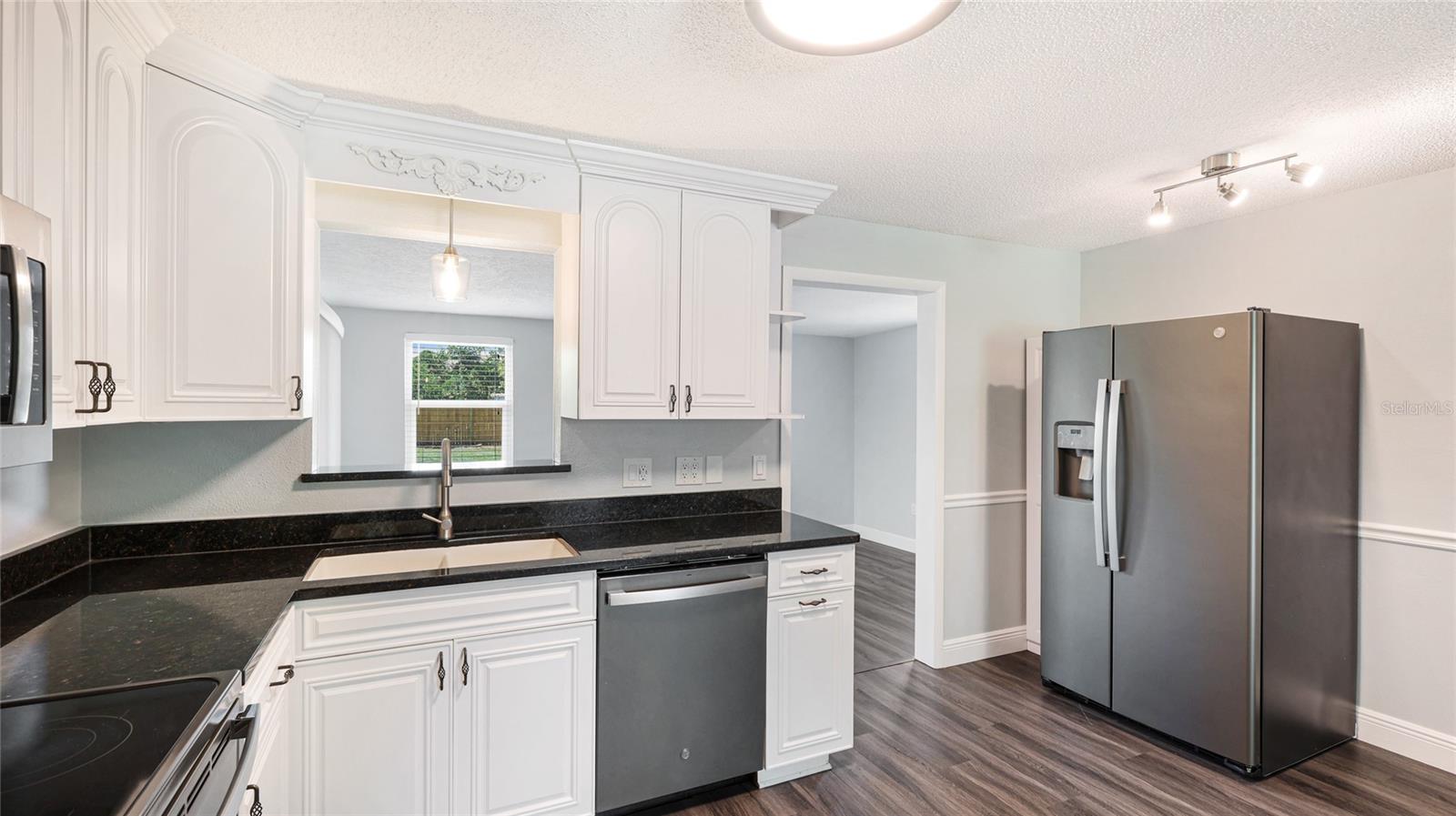 2237 LOCKWOOD MEADOWS CIR, SARASOTA, FL, 34234