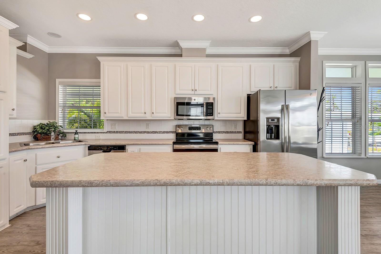 5013 BRAE BURN AVE, SARASOTA, FL, 34234