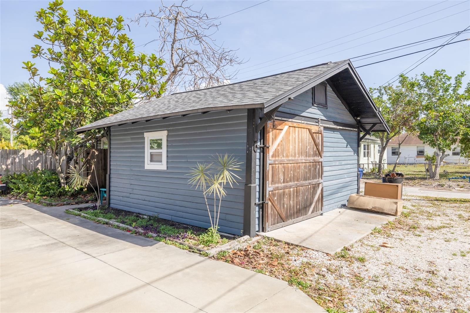 1934 30TH AVE N, ST PETERSBURG, FL, 33713