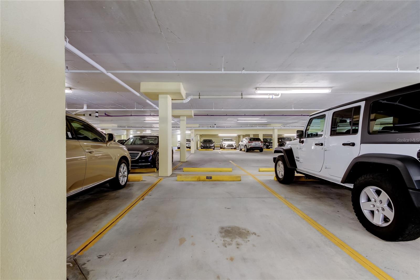 1200 GULF BLVD #101, CLEARWATER BEACH, FL, 33767
