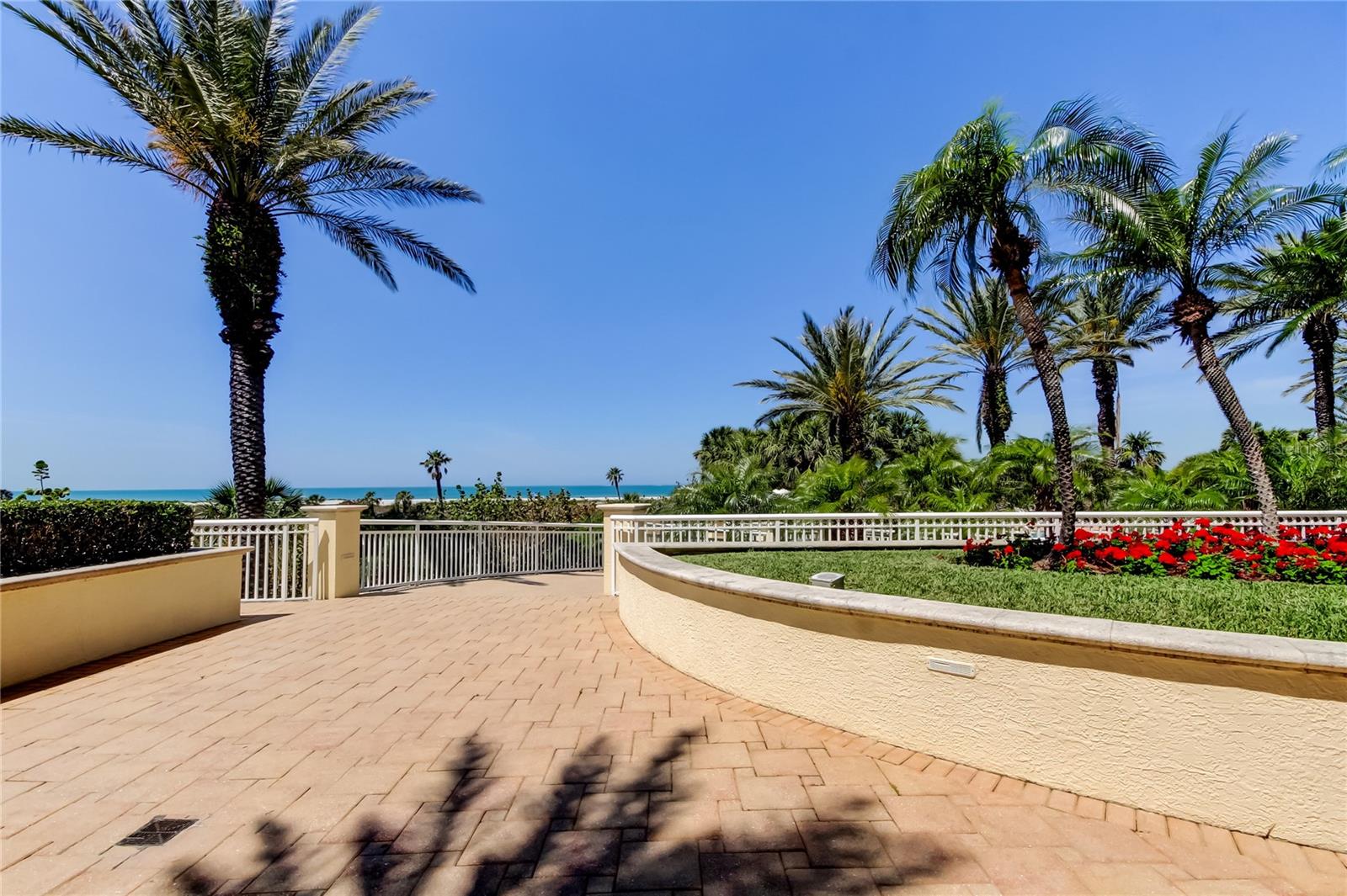 1200 GULF BLVD #101, CLEARWATER BEACH, FL, 33767
