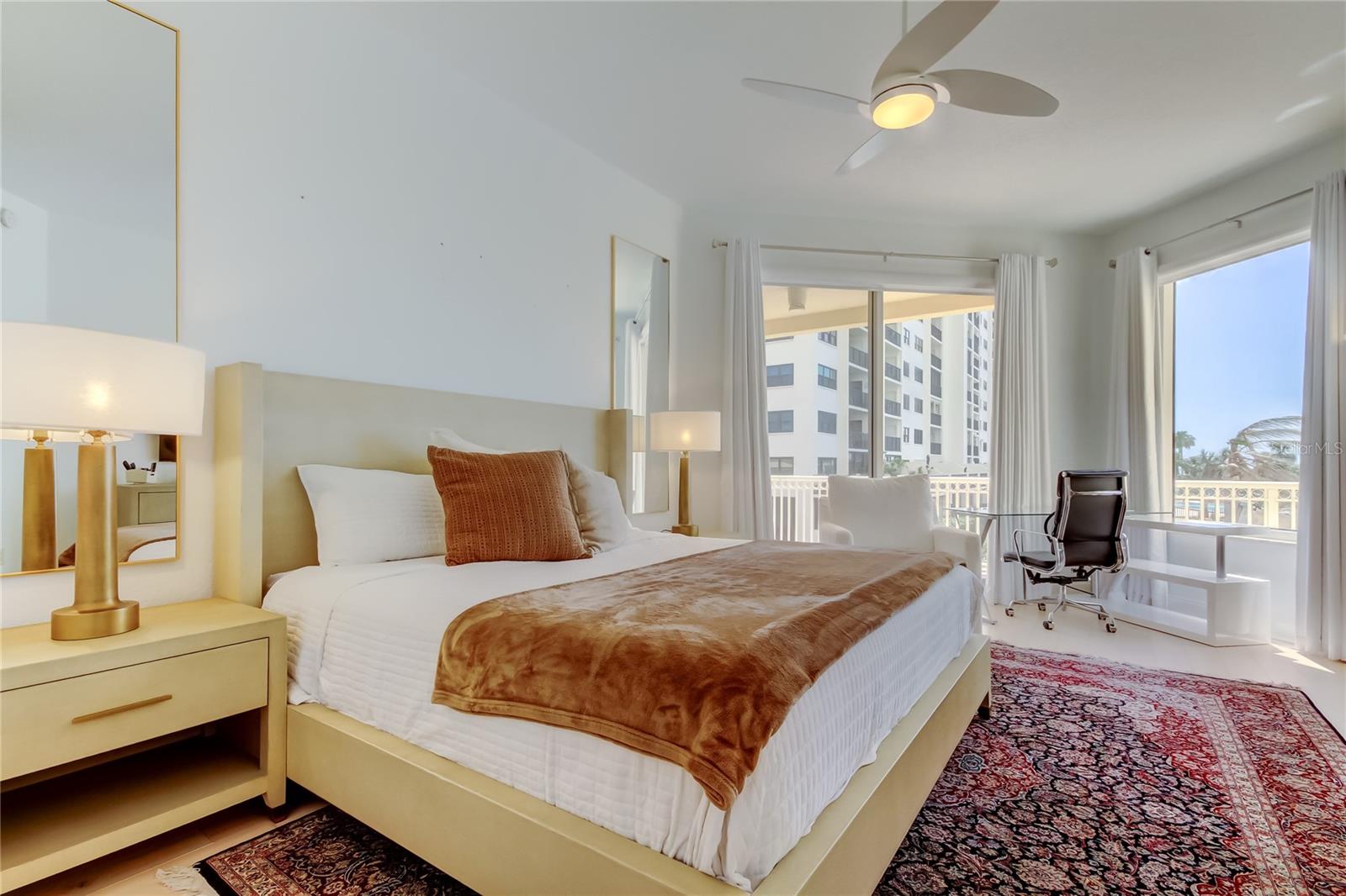1200 GULF BLVD #101, CLEARWATER BEACH, FL, 33767