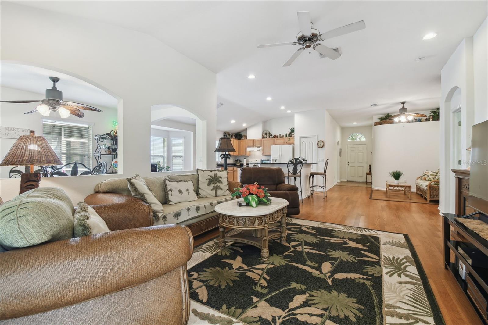 21840 WAVERLY SHORES LN, LAND O LAKES, FL, 34637