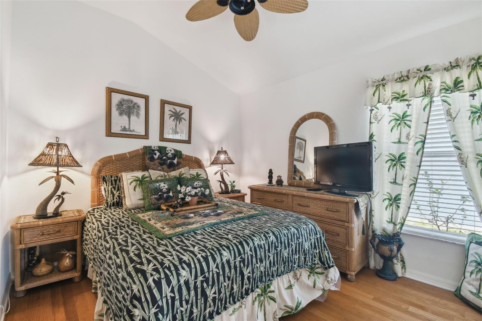 21840 WAVERLY SHORES LN, LAND O LAKES, FL, 34637