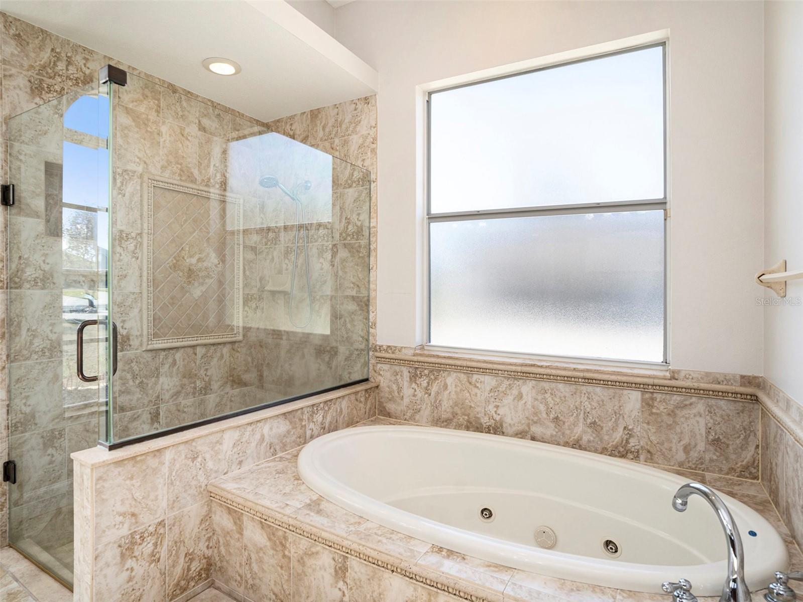 12402 CREEK EDGE DR, RIVERVIEW, FL, 33579