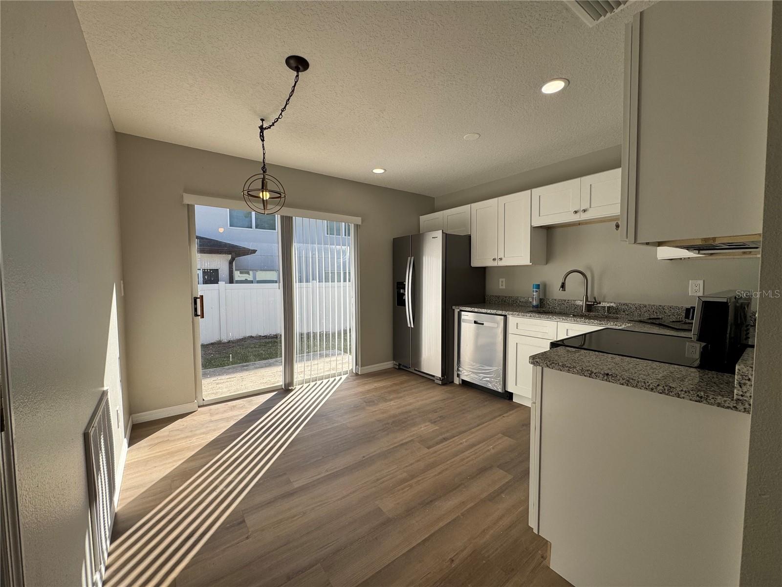 1143 W MINNEOLA AVE, CLERMONT, FL, 34711