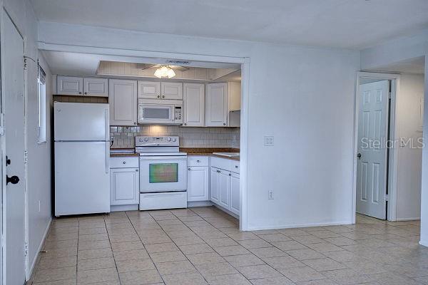 320 BASE AVE E #221, VENICE, FL, 34285