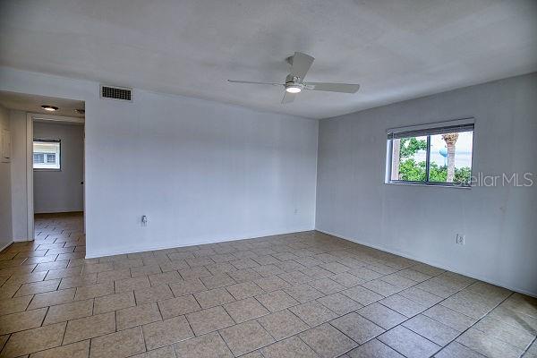 320 BASE AVE E #221, VENICE, FL, 34285