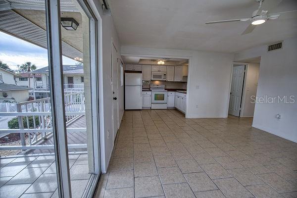 320 BASE AVE E #221, VENICE, FL, 34285