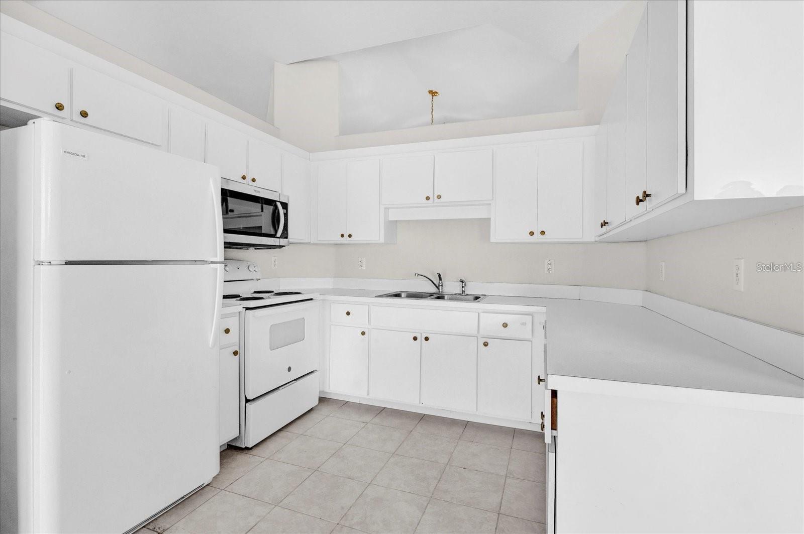 1166 ESSEN AVE NW, PALM BAY, FL, 32907