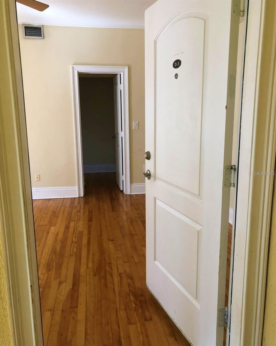 2117 W DEKLE AVE #D3, TAMPA, FL, 33606