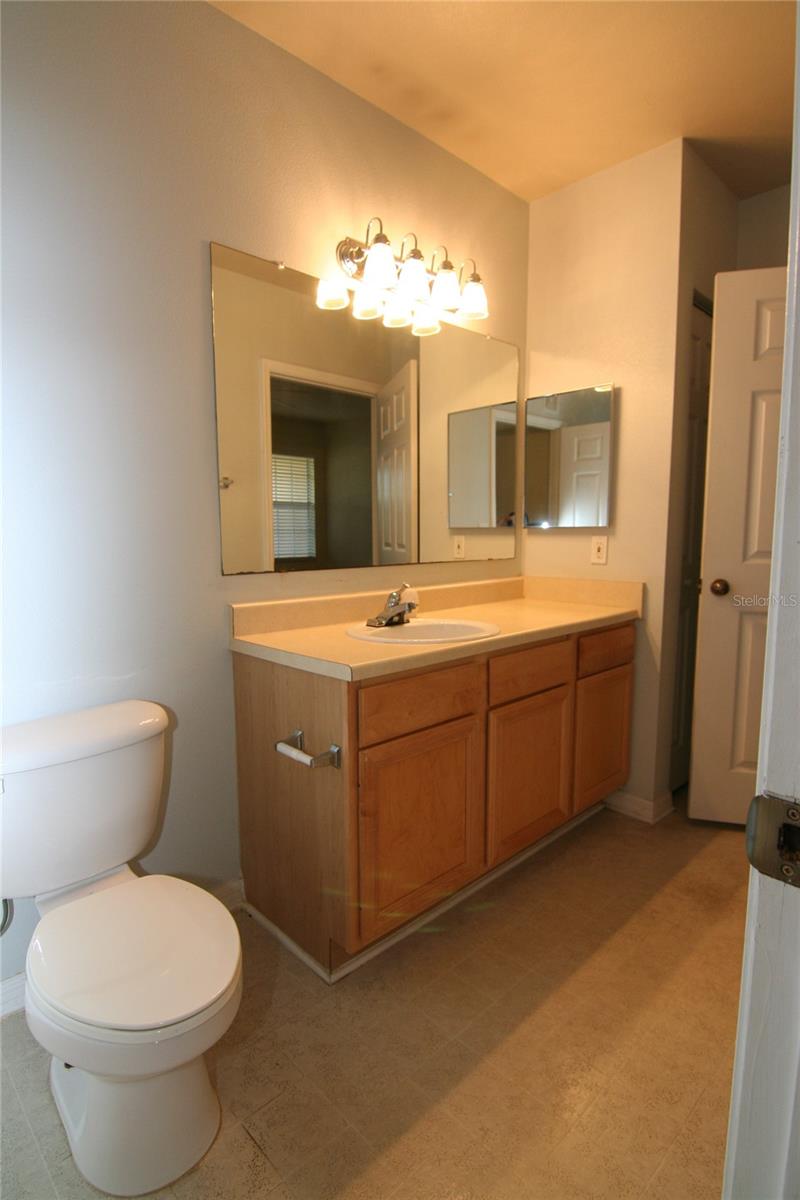 1155 VILLAGIO CIR #203, SARASOTA, FL, 34237