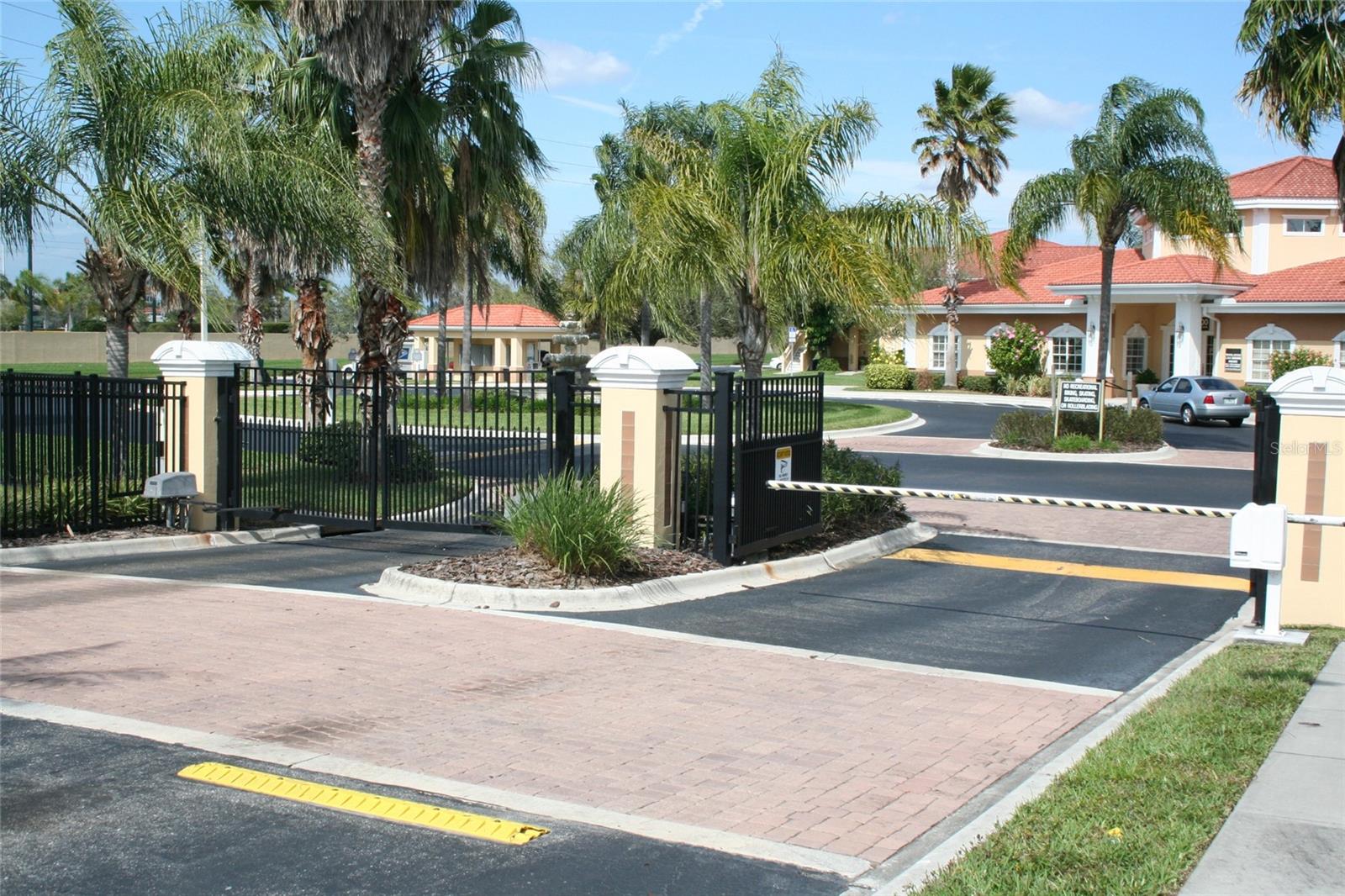 1155 VILLAGIO CIR #203, SARASOTA, FL, 34237