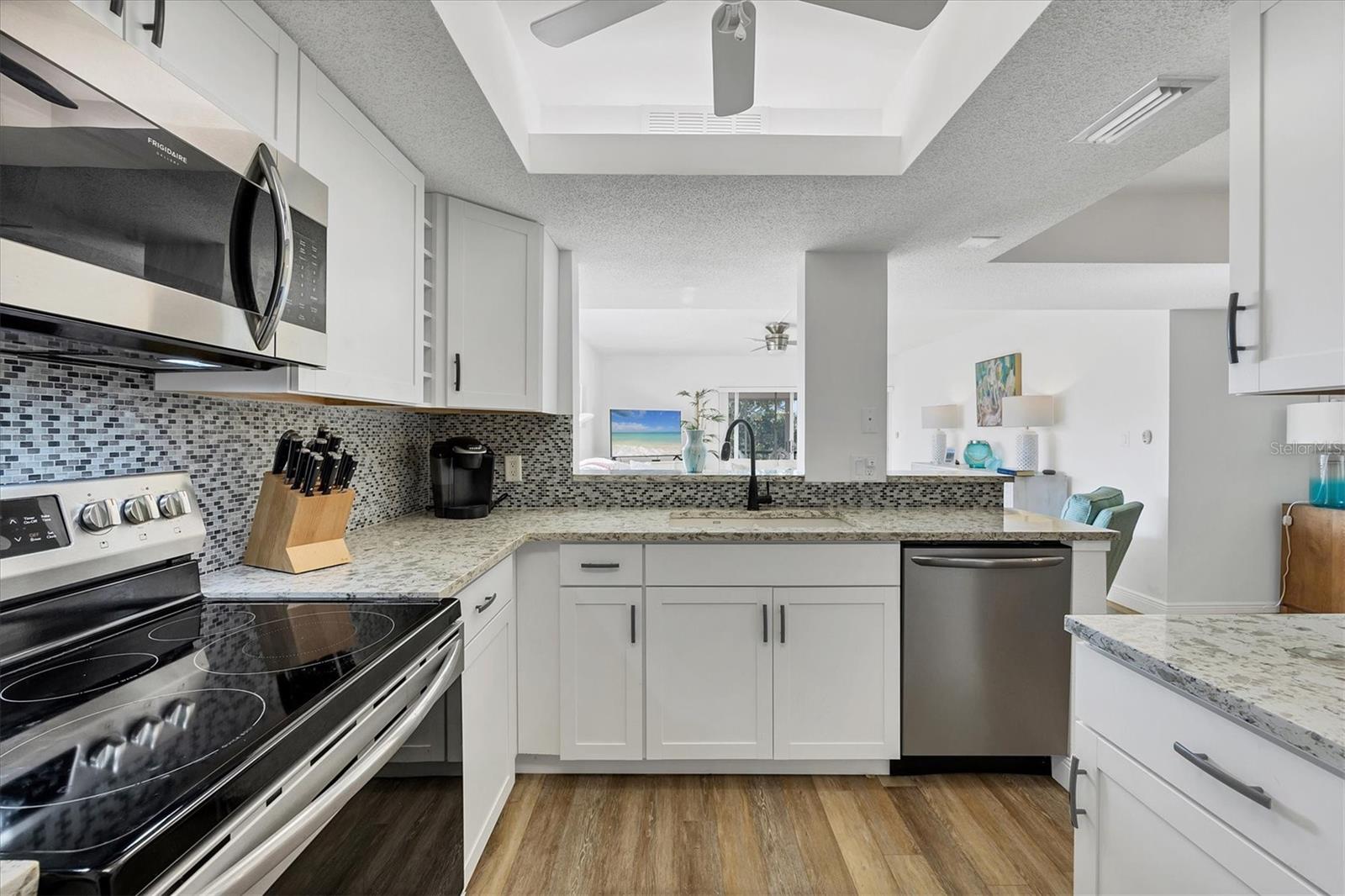 225 HOURGLASS WAY #306, SARASOTA, FL, 34242