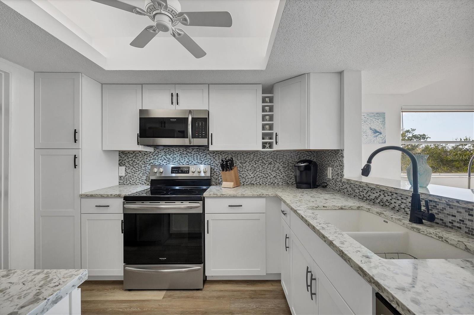 225 HOURGLASS WAY #306, SARASOTA, FL, 34242