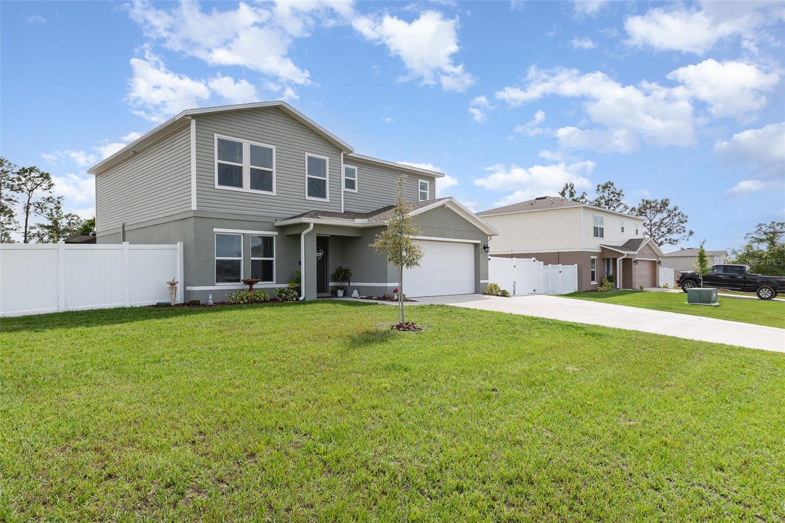 403 RIVER HILL DR, WELAKA, FL, 32193
